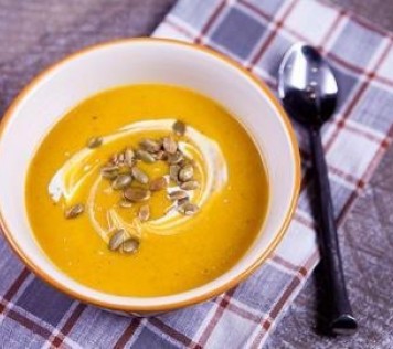 Pumpkin soup with ginger